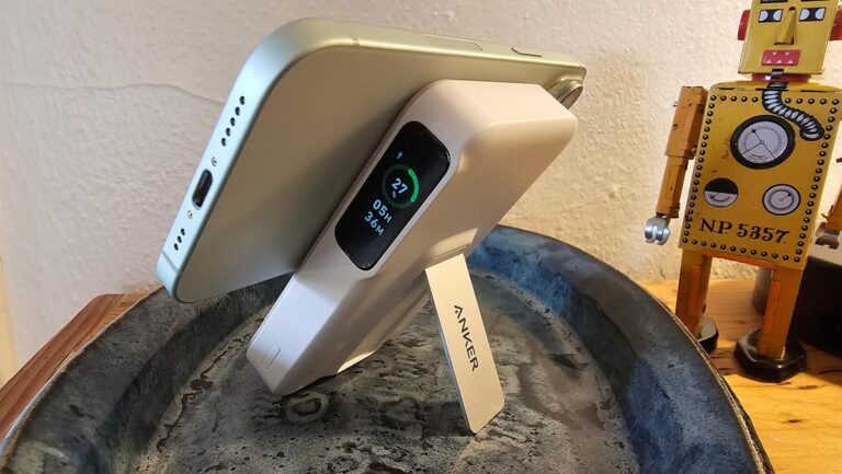 Our favorite power bank for iPhones is 20 percent off right now
