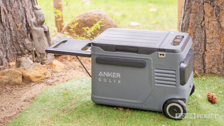 Anker SOLIX EverFrost 2 40L cooler drops to its all-time low price