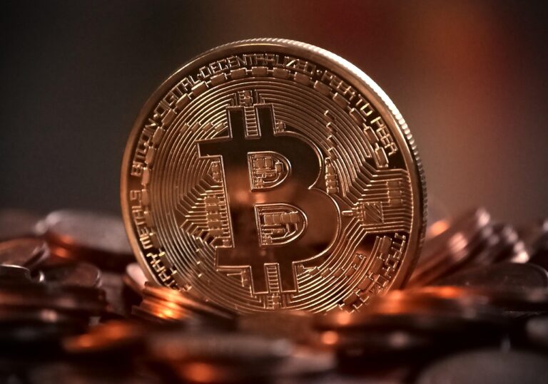 Bitcoin Dominance Hits New Cycle High Above 66% – How This 4-Year ATH Affects Altcoin SeasonBitcoin Dominance Hits New Cycle High Above 66% – How This 4-Year ATH Affects Altcoin Season
