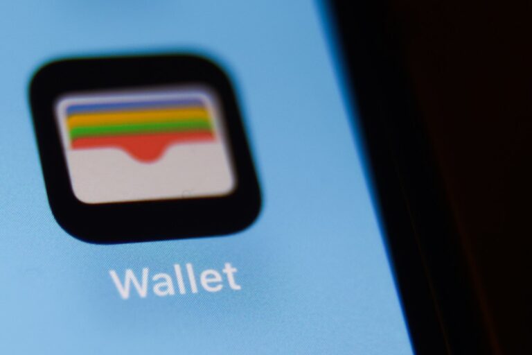 iPhone customers upset by Apple Wallet ad pushing F1 movie