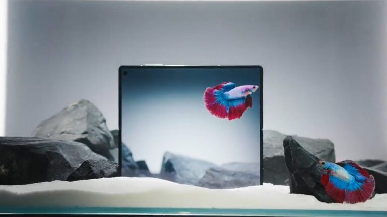 Samsung Galaxy Z Fold 7’s main competitor shows its huge display in official image