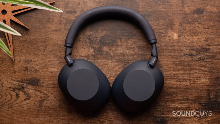 Sony’s new XM6 headphones are surprisingly easy to repair, even for battery replacements