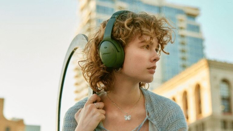 The latest Bose QuietComfort headphones are selling at a serious discount on Amazon
