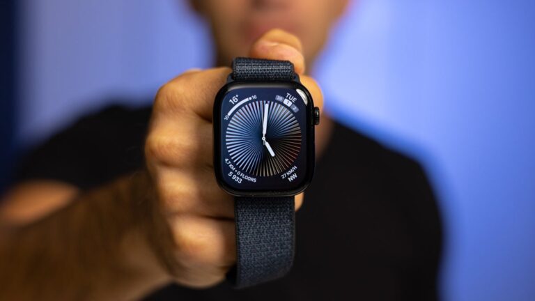 This luxurious Apple Watch Series 10 model is down to its best price on Amazon