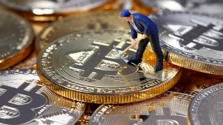 Tether To Become Largest Bitcoin Miner By End of 2025, CEO Explains
