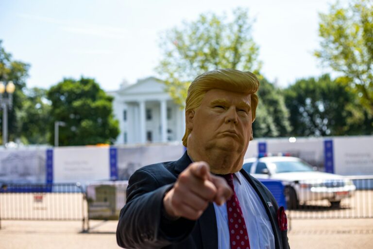 TRUMP Crypto Wallet Could Face Legal Challenges