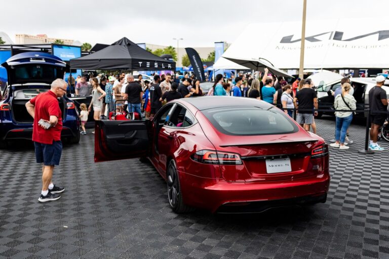 Tesla partners with Electrify Expo to launch full-weekend EV test drives
