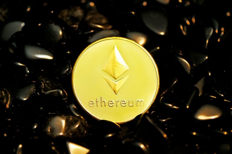 Ethereum Breakout Imminent? Broadening Wedge Hints At $4,200 Surge