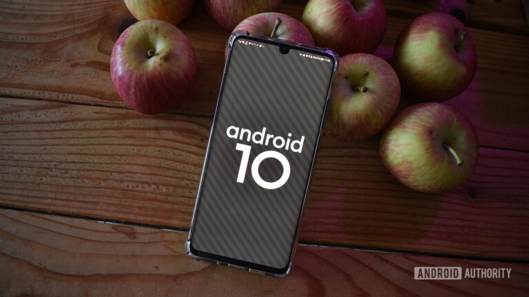 Here’s why I still keep this old Android 10 phone in my back pocket