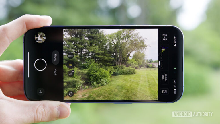 I tried an iPhone app made by Google’s Pixel camera team. It’s fantastic