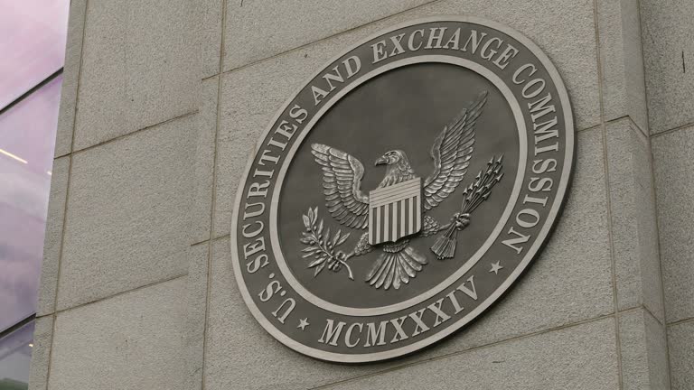 Asset Managers Push SEC To Revive “First-To-File” Principle- Details