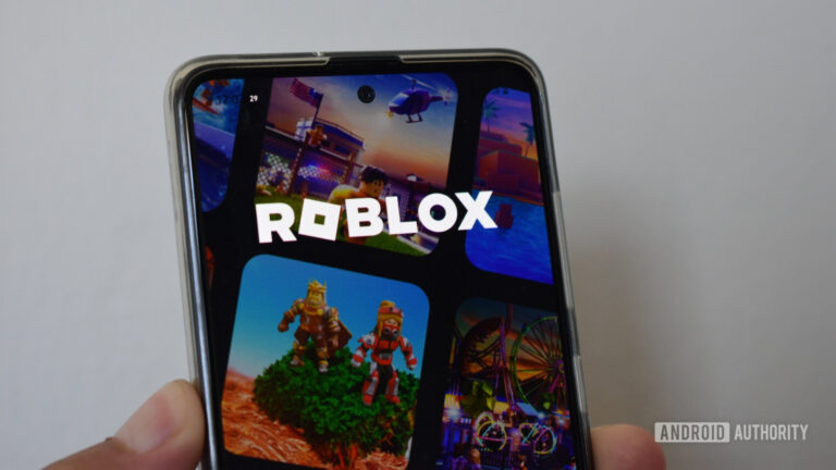 Google is teaming up with Roblox for a new Play Points experience