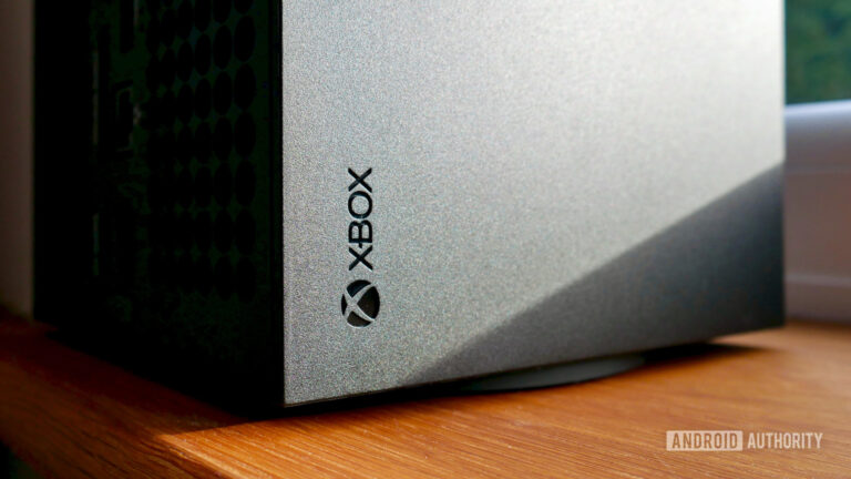 The Xbox handheld has been delayed, thanks to Steam OS