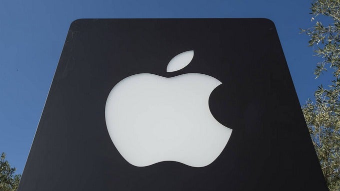 Apple’s rollable iPad dream lives on in newly resurfaced patent