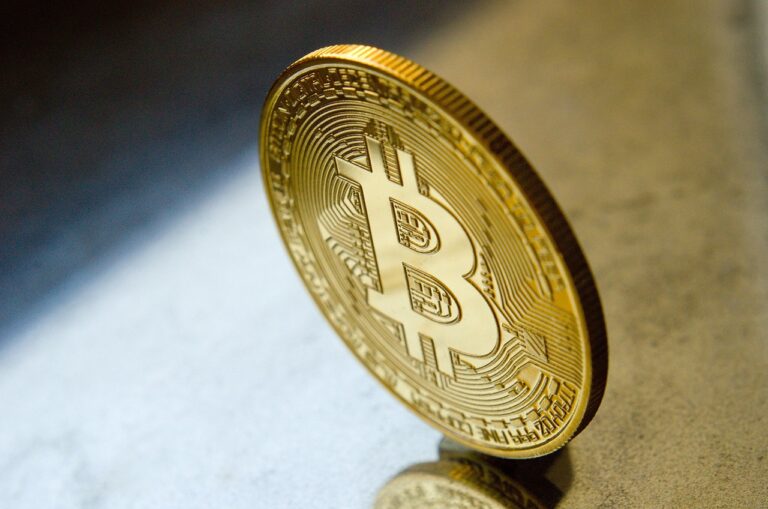 Bitcoin Could Ignite Price Discovery Rally As Weekly Structure Tightens
