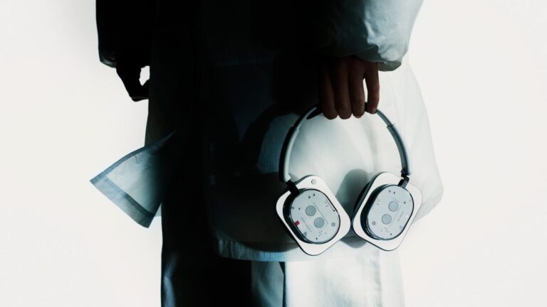 Nothing enters over-ear market with Headphone (1): designed for sound and visual impact