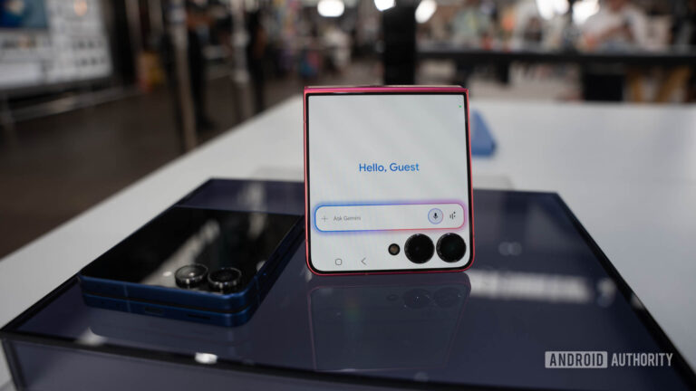 Galaxy Z Flip 7 fixes the biggest gripe with using Gemini on flip foldables