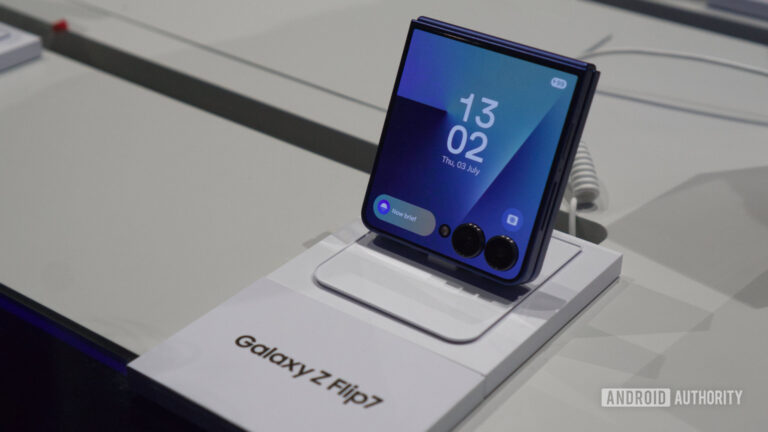 Samsung Galaxy Z Flip 7 launches with an upgrade everyone wanted and an Exynos gamble
