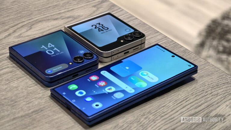 One UI 8 on Galaxy Z Fold 7 and Z Flip 7 brings live captions for phone calls