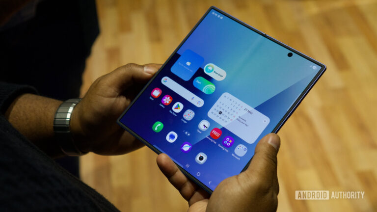 Gemini Live just got a whole lot more useful for your Samsung Galaxy phone